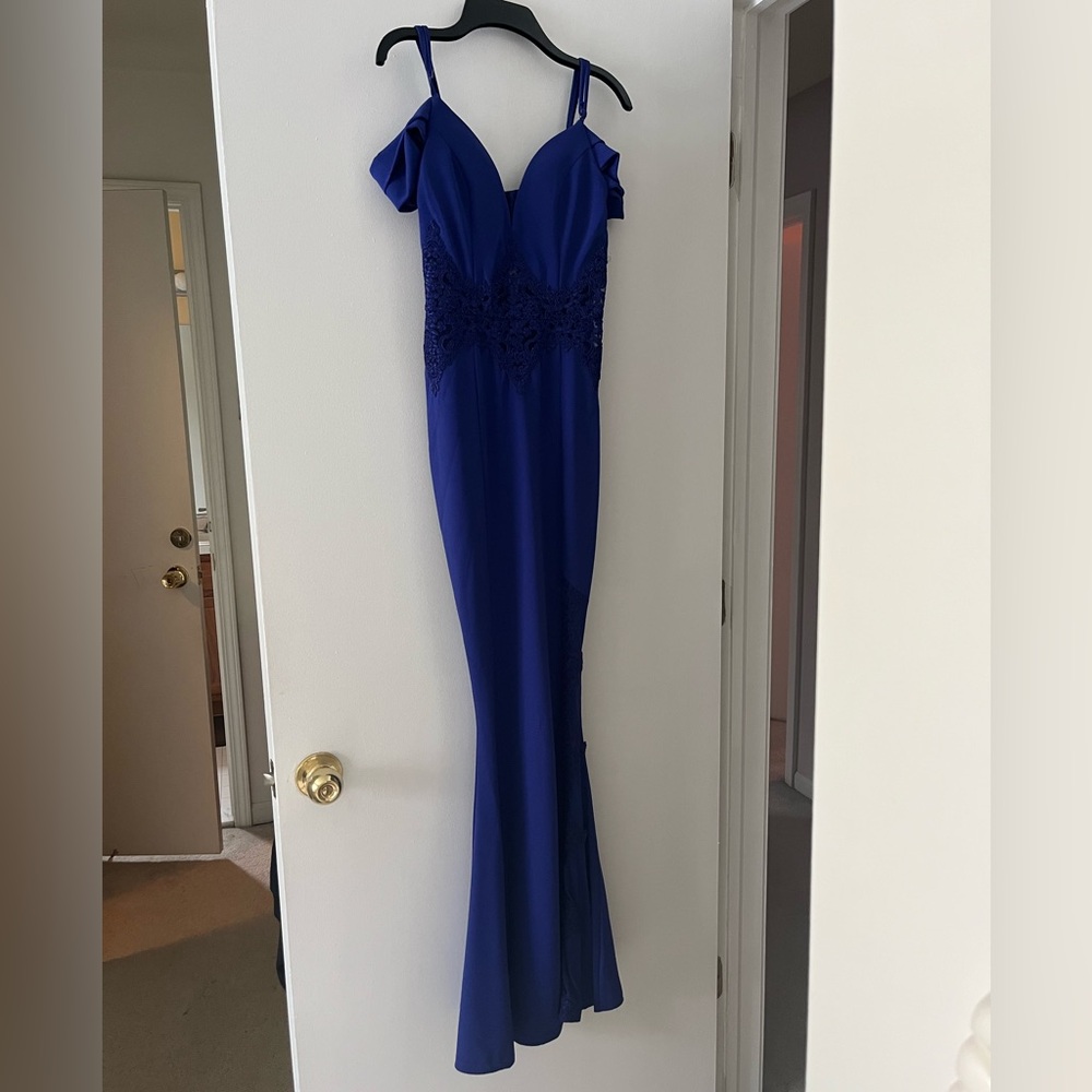 Periwinkle evening dress - Picture 4 of 10